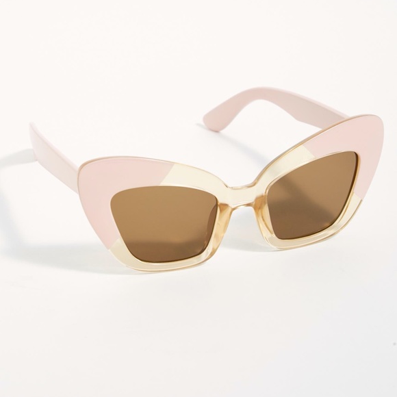 Free People Extreme Cat Eye Sunglasses by I Sea - Picture 1 of 3